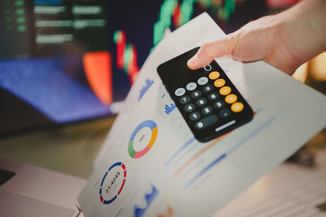 Assessing Costs of Custom Application Development